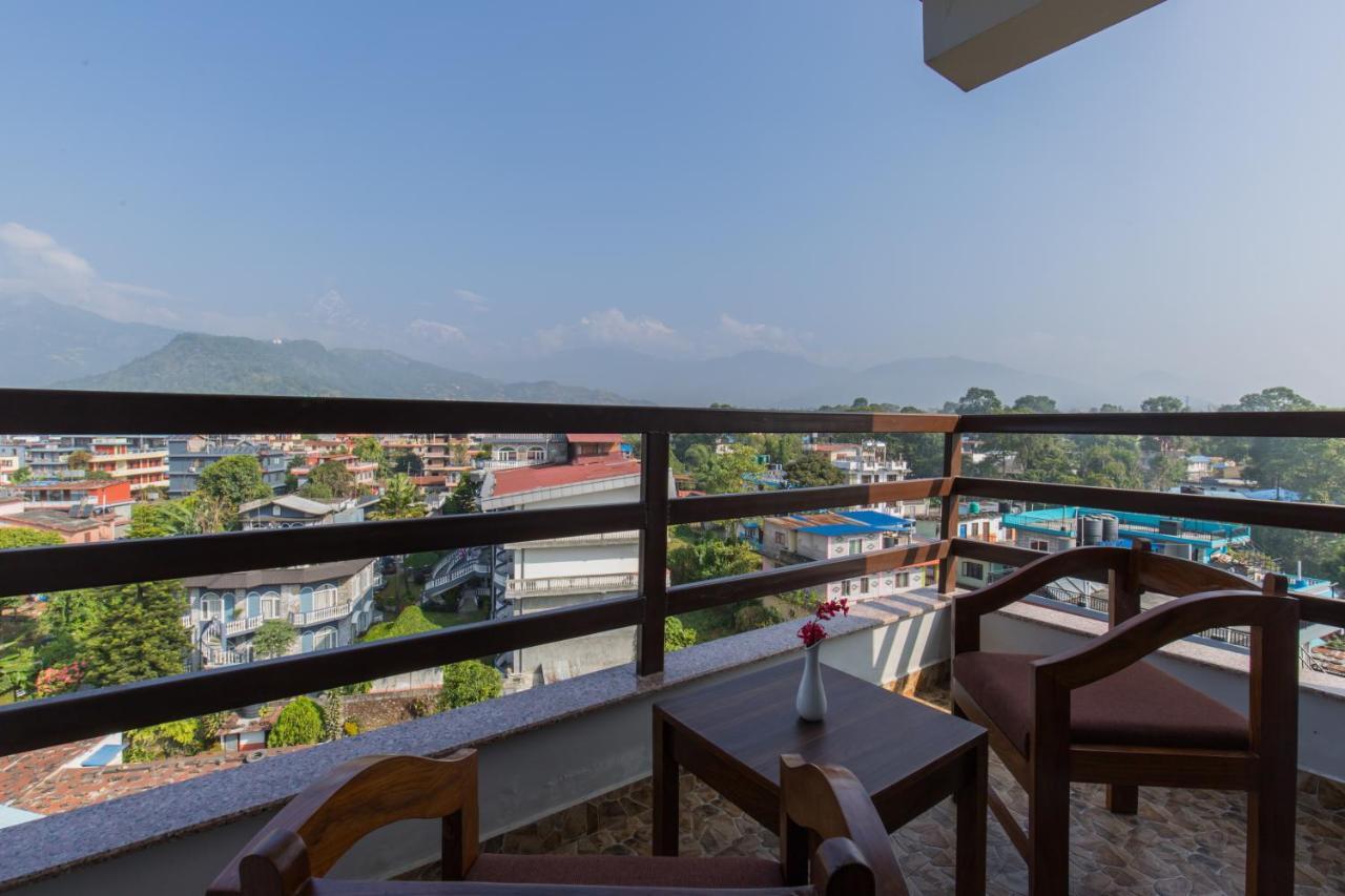 Hotel Snow Peak Pokhara Kültér fotó
