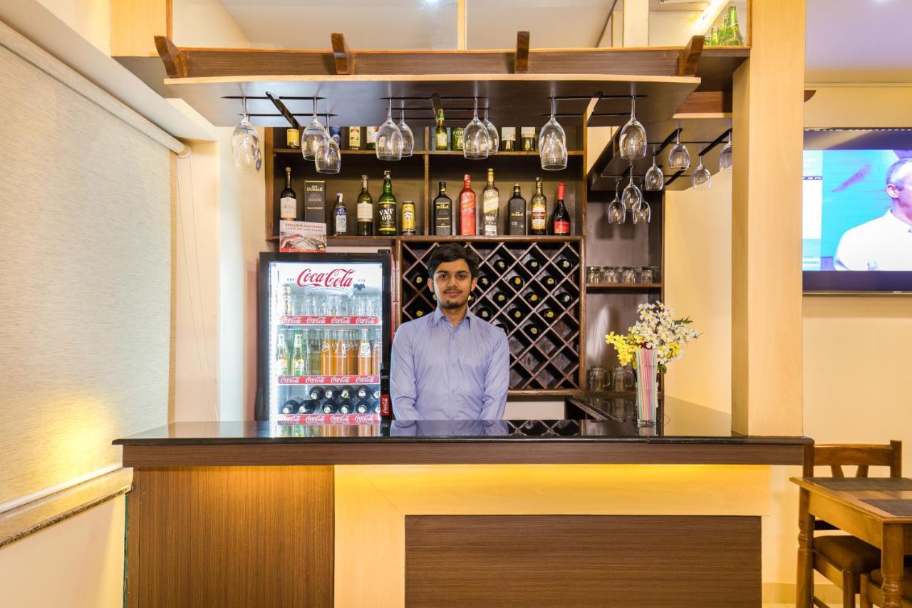 Hotel Snow Peak Pokhara Kültér fotó