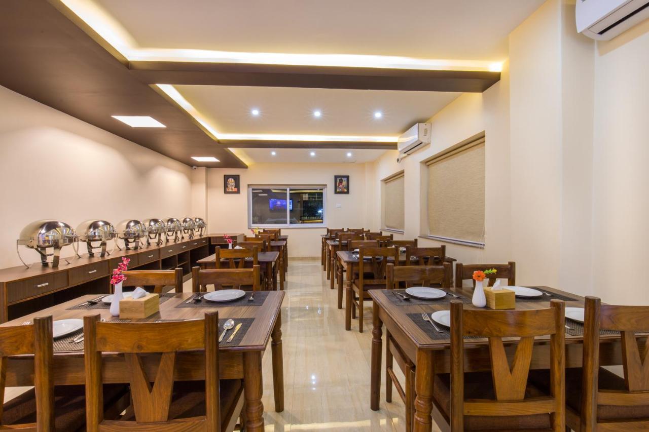 Hotel Snow Peak Pokhara Kültér fotó